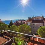 Semesterbostad Kuca Deleut Novi Vinodolski