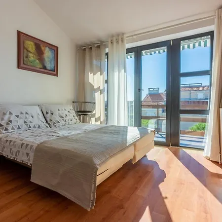 Kuca Deleut Dom wakacyjny *