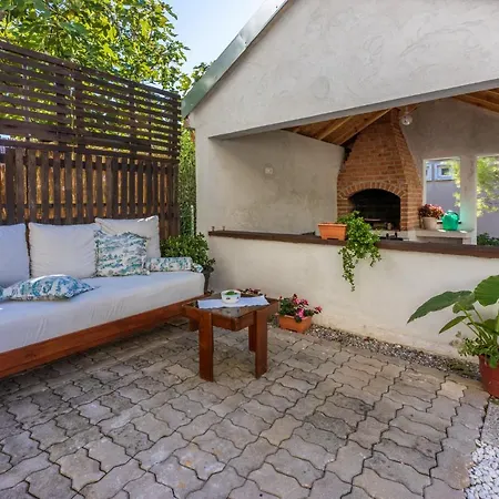 Kuca Deleut Сasa de vacaciones Novi Vinodolski