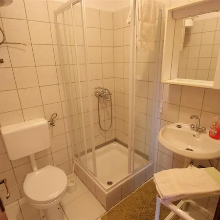 Сasa de vacaciones Kuca Deleut Novi Vinodolski