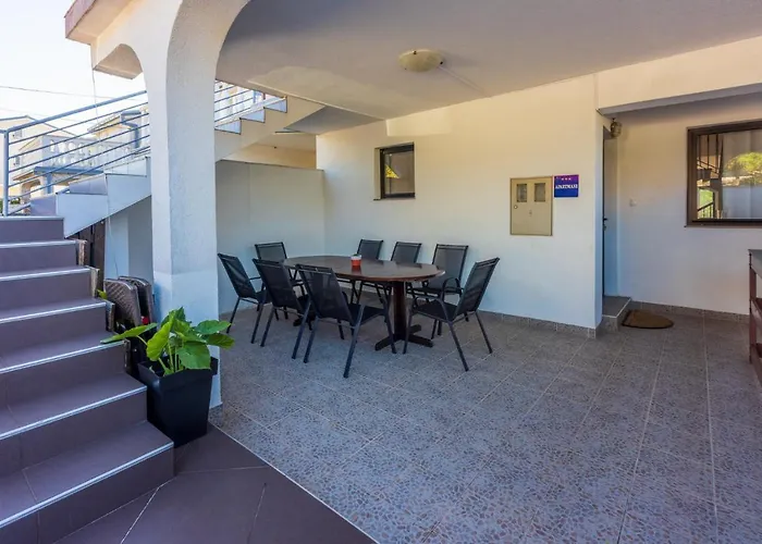 Kuca Deleut * Novi Vinodolski