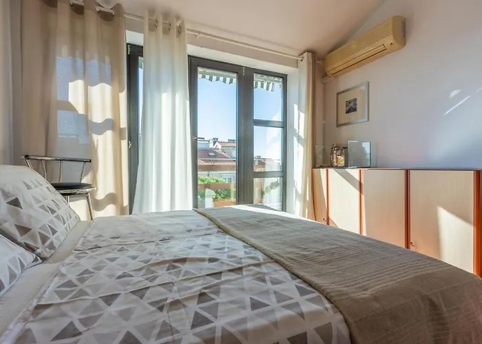 Holiday home Kuca Deleut